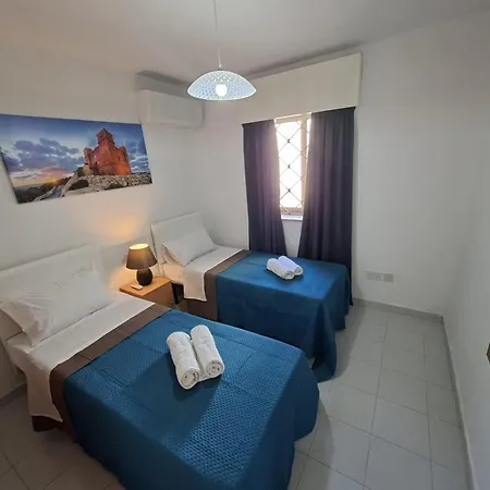 Spacious Bugibba Seafront Free Parking Free Wifi St Paul's Bay