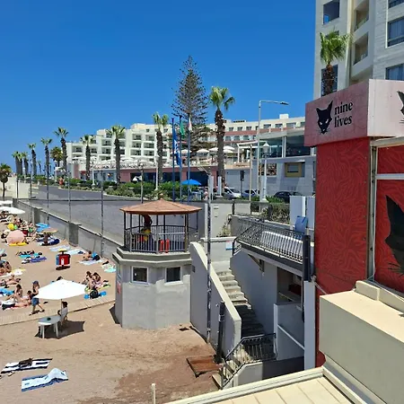 Spacious Bugibba Seafront Free Parking Free Wifi St. Paul's Bay