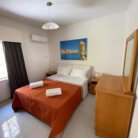 شقة Spacious Bugibba Seafront Free Parking Free Wifi *