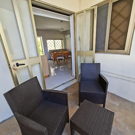 Spacious Bugibba Seafront Free Parking Free Wifi *