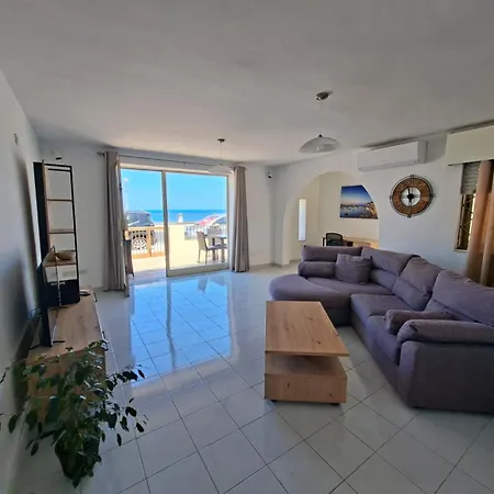 Spacious Bugibba Seafront Free Parking Free Wifi