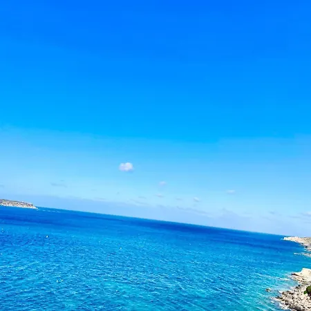 شقة Spacious Bugibba Seafront Free Parking Free Wifi *