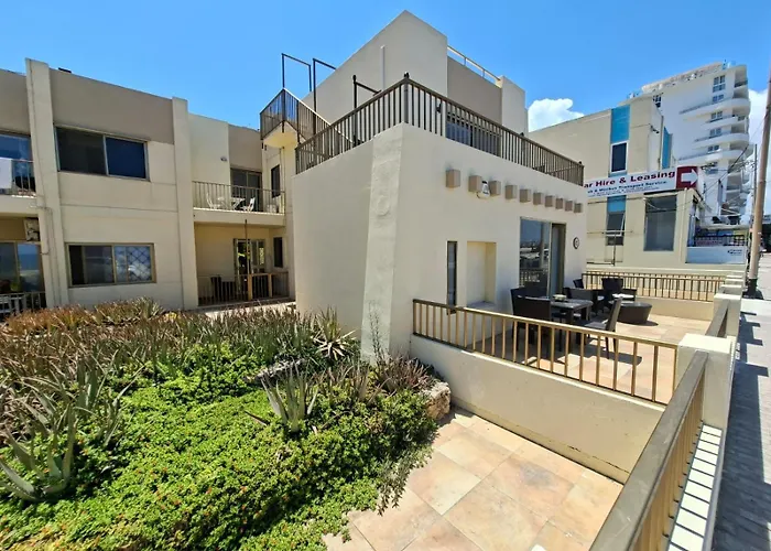 Spacious Bugibba Seafront Free Parking Free Wifi