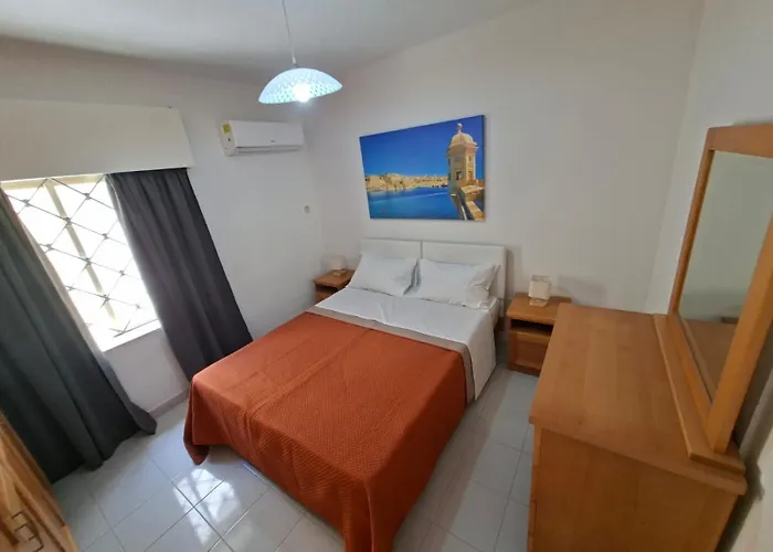 Spacious Bugibba Seafront Free Parking Free Wifi