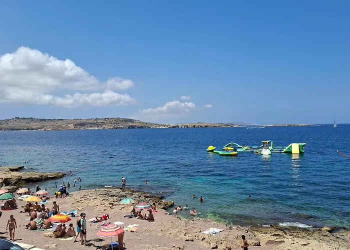 Spacious Bugibba Seafront Free Parking Free Wifi